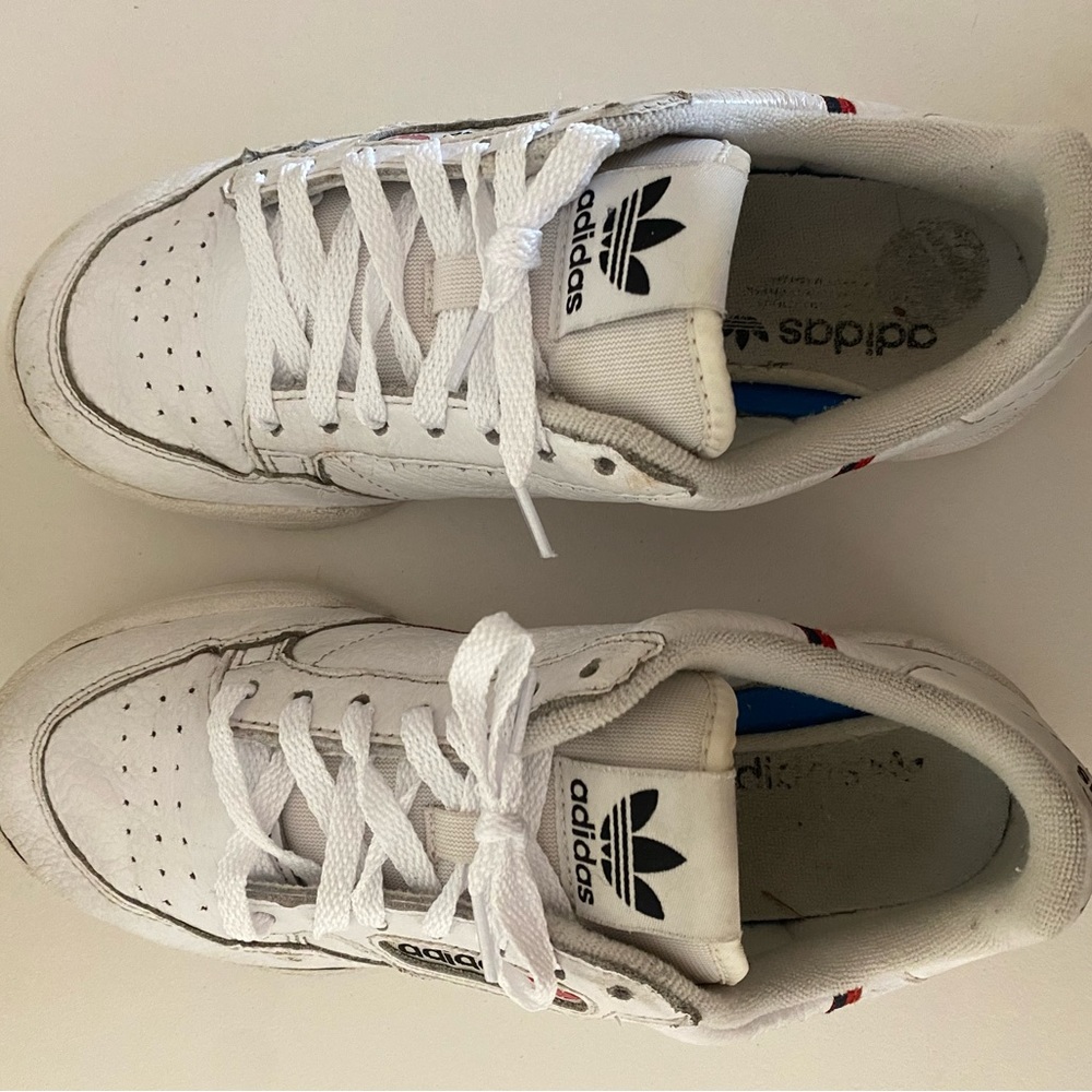 Boys Adidas Leather Sneakers - Picture 4 of 9